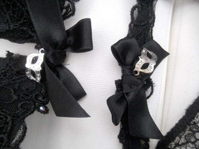 lingerie BH slip set sexy 75B Eyes wide shut EWS valentijn, Verzenden, Zwart, Setje