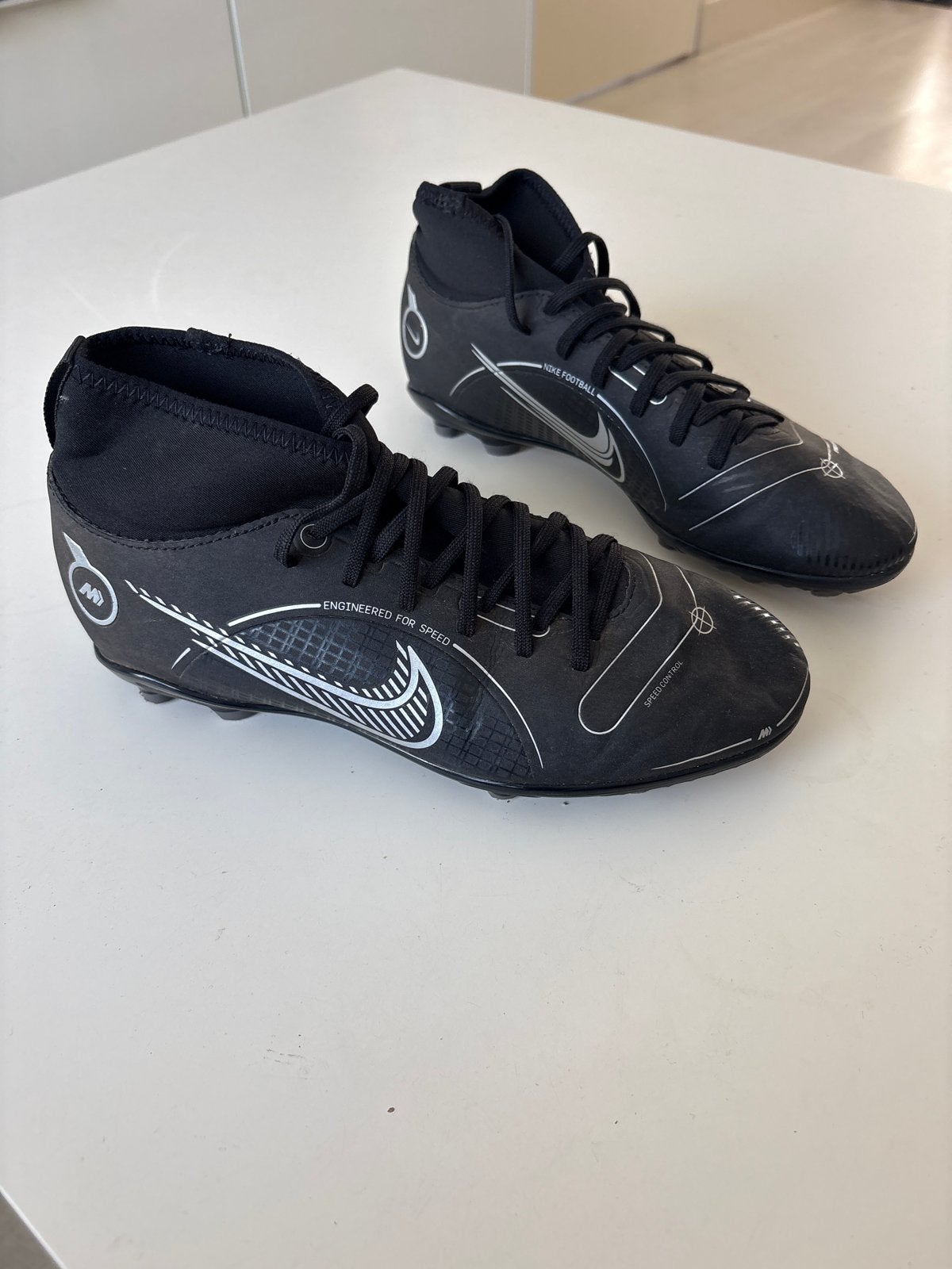 Nike Mercurial Voetbalschoenen Zwart - Maat 38 zeer netjes, Ophalen of Verzenden, Gebruikt, Schoenen