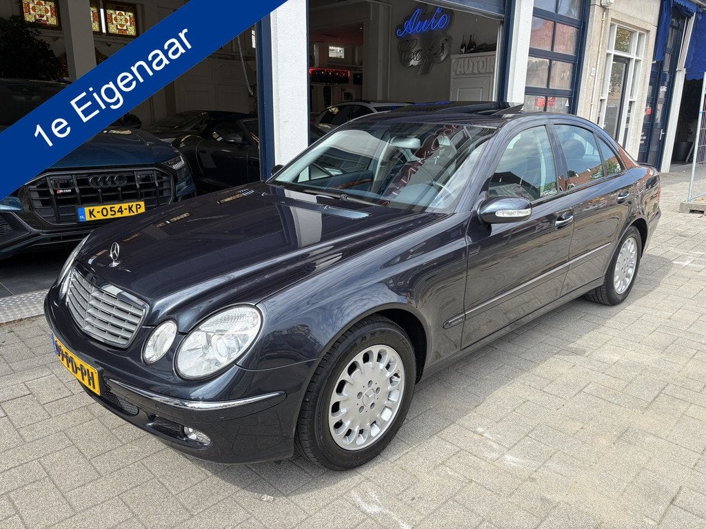Mercedes-Benz E-Klasse 200 K. Elegance 1 EIGENAAR/NL AUTO, Auto's, Mercedes-Benz, Automaat, Achterwielaandrijving, Gebruikt, 4 cilinders