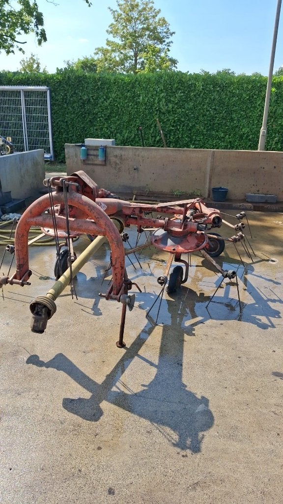 Kuhn 4 element schudder, Zakelijke goederen, Agrarisch | Werktuigen, Ophalen, Veehouderij, Weidebouw