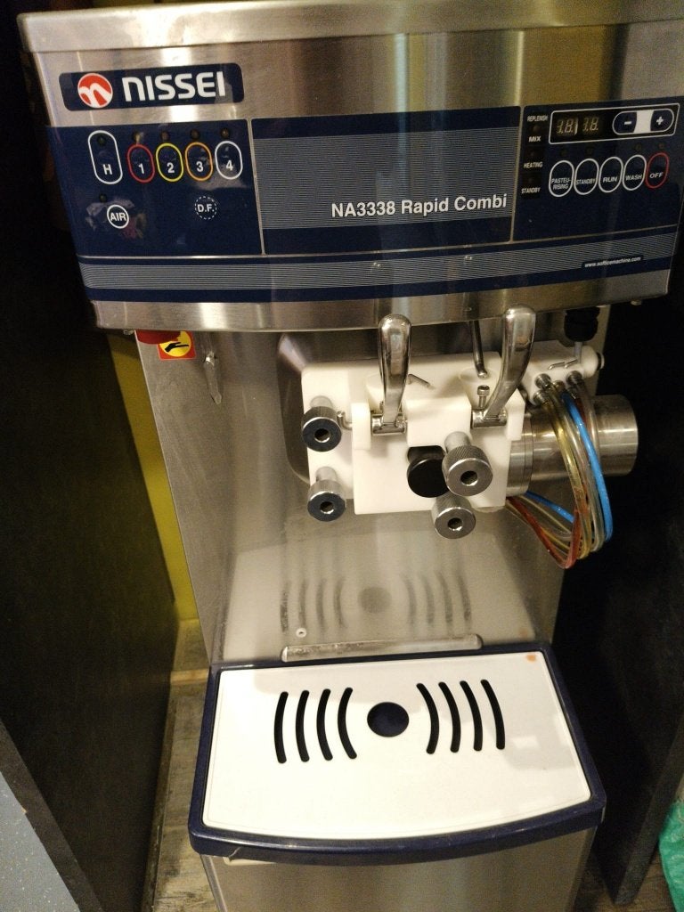 soft & milkshakemachine, Zakelijke goederen, Ophalen, Gebruikt, Koelen en Vriezen