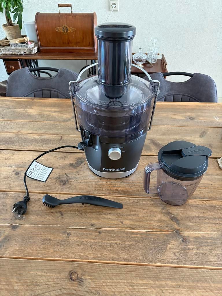 Nutribullet Juicer - Gloednieuw uit de doos, Witgoed en Apparatuur, Blenders, Ophalen of Verzenden, Nieuw