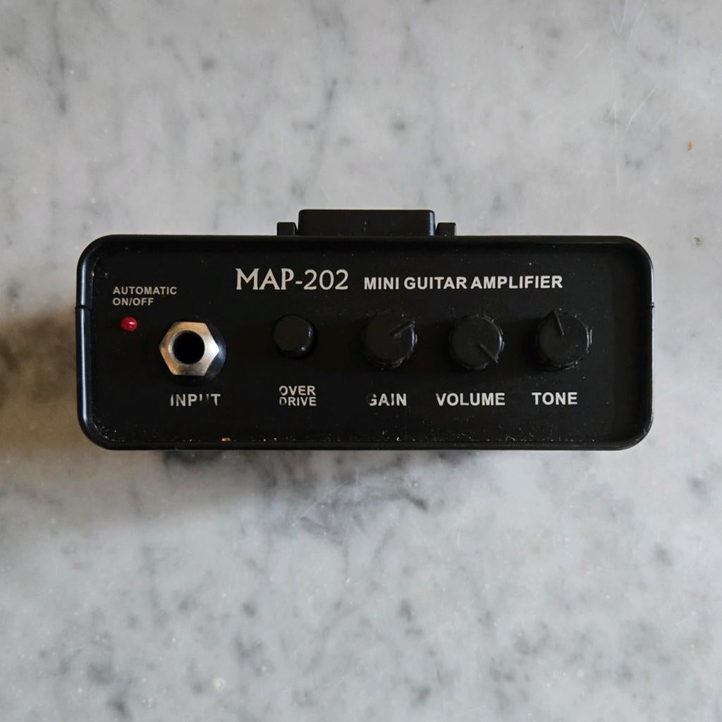 CB Sky: Map-202 "mini guitar amplifier", Verzenden, Zo goed als nieuw, Gitaar, Minder dan 50 watt