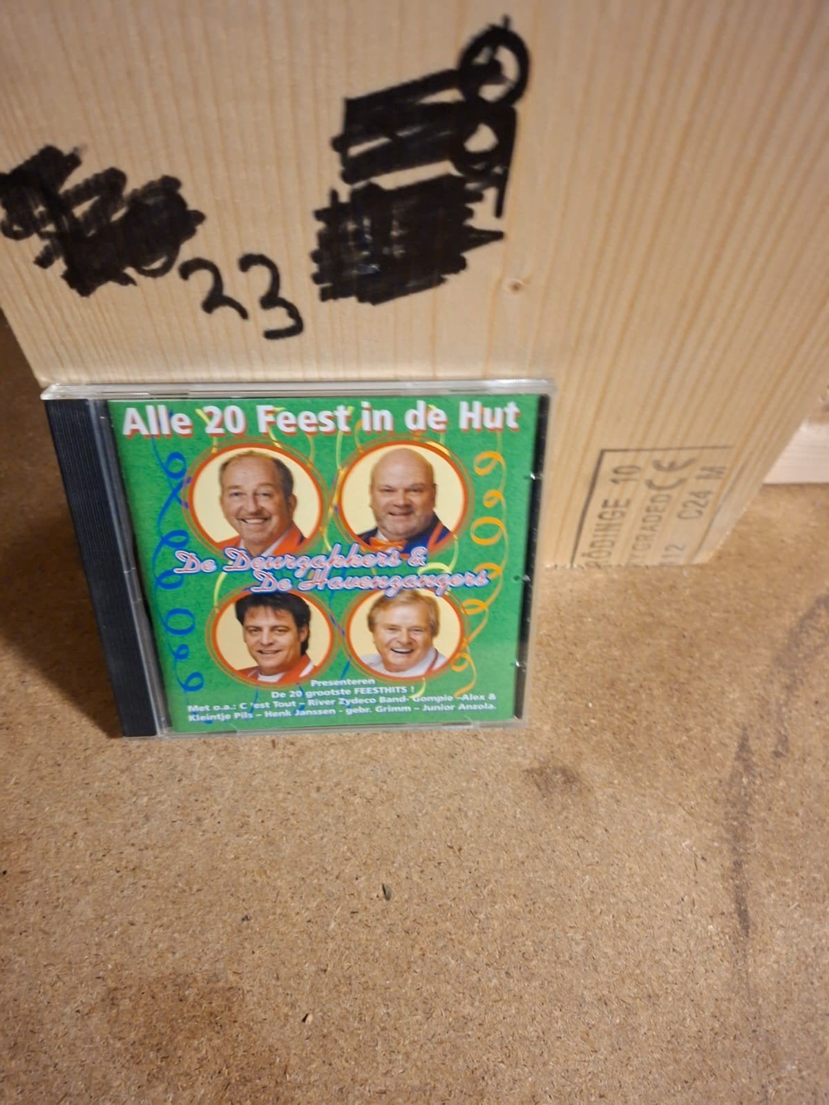 Alle 20 Feest in de Hut - De Deurzakkers & De Havenzangers, Ophalen of Verzenden, Gebruikt, Feestmuziek, Verzamelalbum
