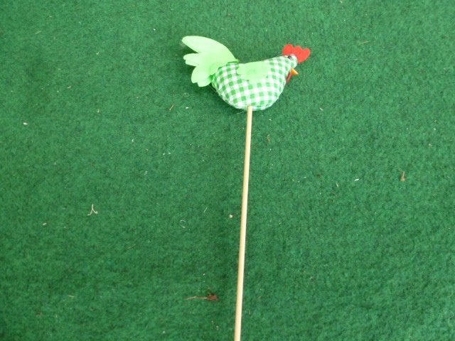 NIEUW 1 groen gekleurde kip 10 cm op stok 50 cm, Ophalen of Verzenden, Nieuw