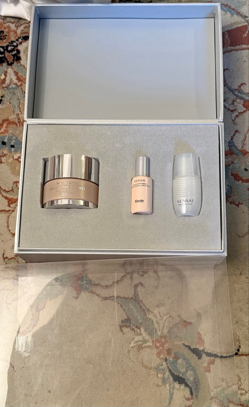 Sensai Cellular Performance Lifting Cream Limited Edition, Ophalen of Verzenden, Nieuw, Gehele gezicht, Verzorging