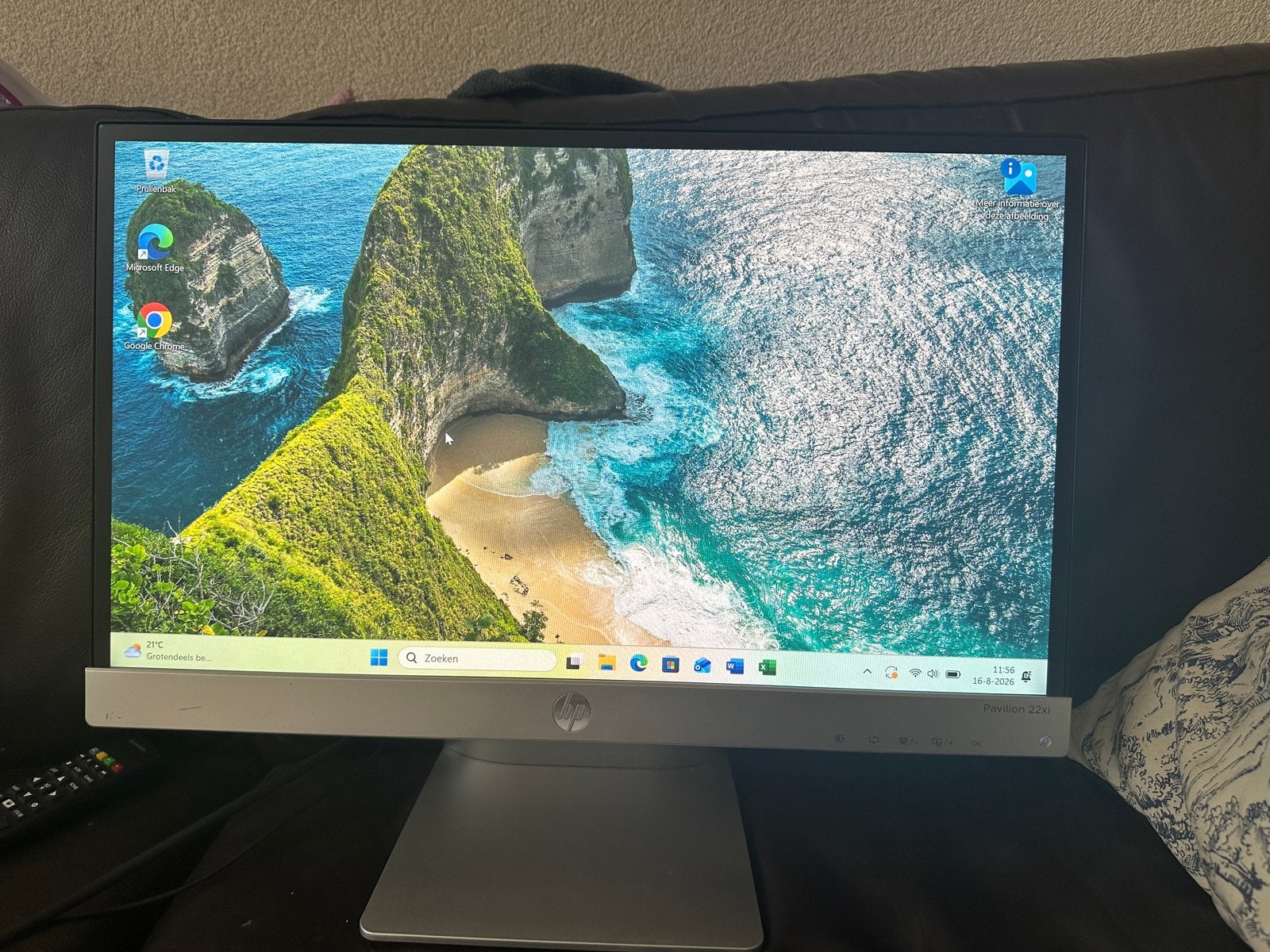 HP 22 inch frameless monitor /HDMI/DVI/VGA, Full HD, Ophalen of Verzenden, Zo goed als nieuw, VGA