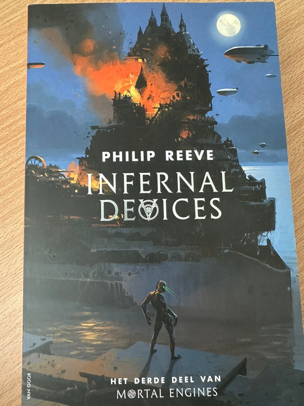 Infernal Devices, Philip Reeve, Ophalen of Verzenden, Zo goed als nieuw