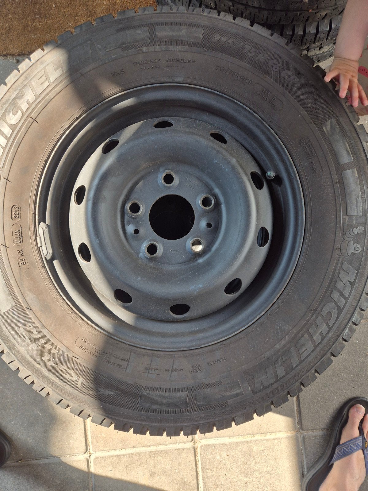 4x Michelin Agilis Camping op velg 215/75R16CP st maat 5x130, Ophalen, 16 inch, Banden en Velgen, Zomerbanden