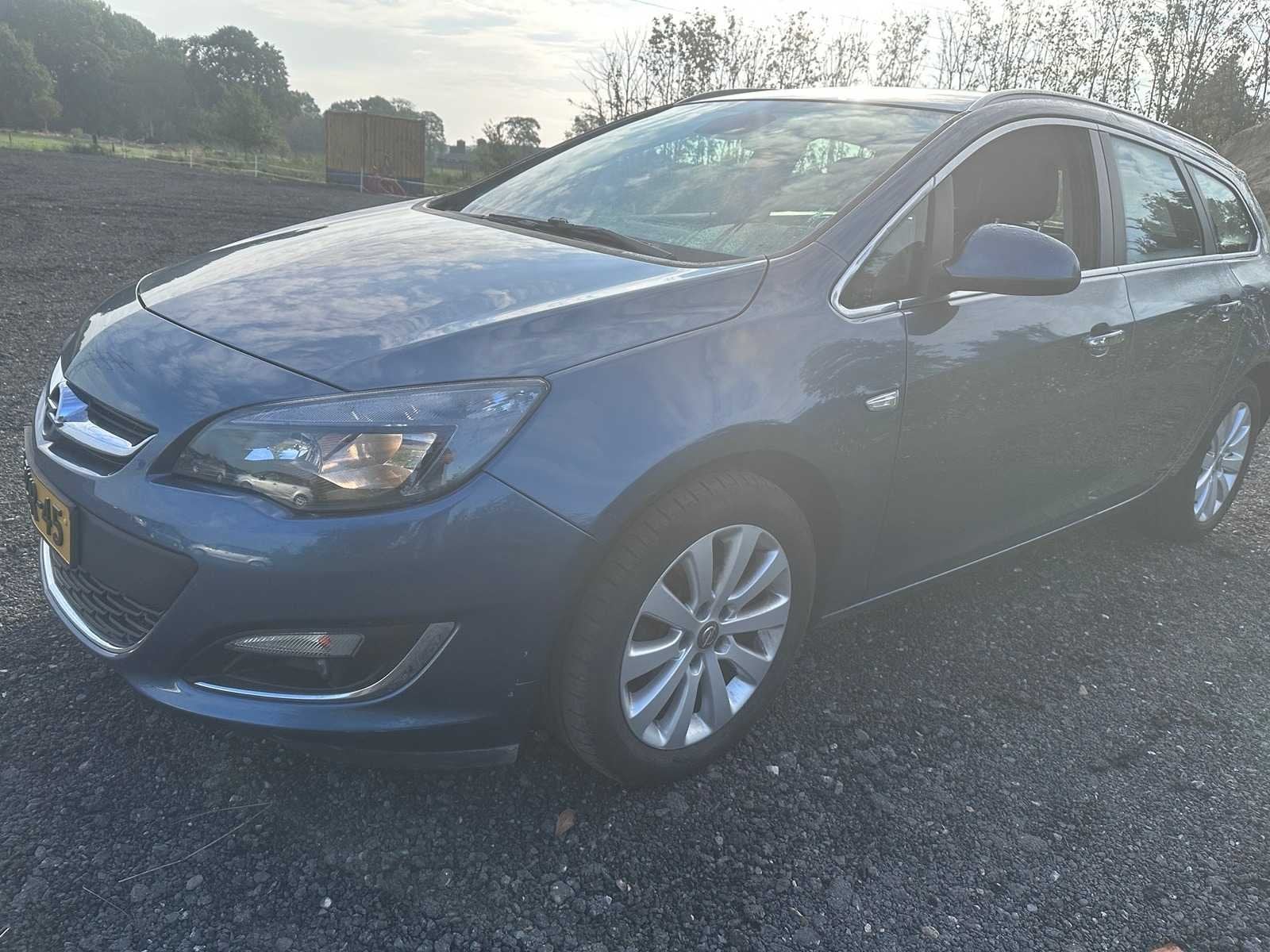 2013 - Opel - Astra Sports Tourer - 1.7 CDTi S/S Des. Ed - 3, Voorwielaandrijving, Euro 5, Gebruikt, 4 cilinders