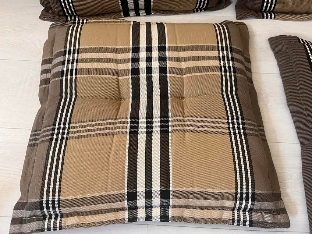 Tuinstoelkussens Burberry zand beige zwart, Tuin en Terras, Tuinstoelen, Ophalen of Verzenden, Zo goed als nieuw