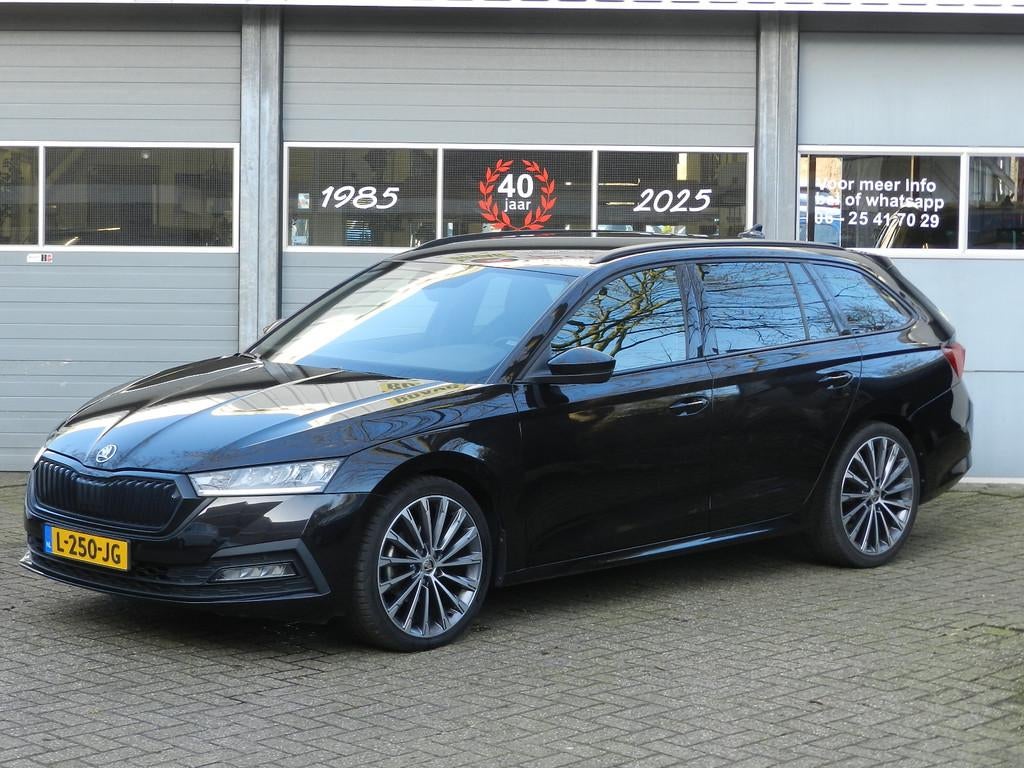 Skoda Octavia Combi 1.5 e-TSI 150PK Sport Business DSG Autom, Auto's, Skoda, 4 cilinders, Met garantie (alle), 1283 kg, Zwart
