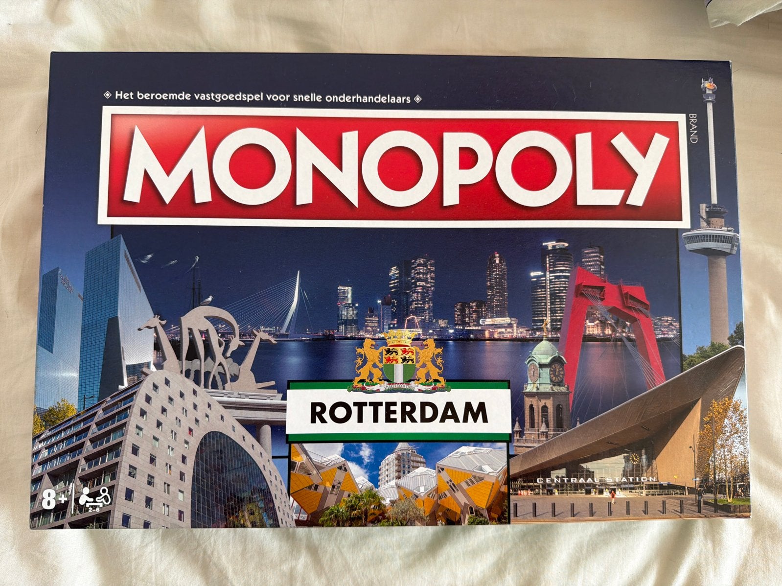 Monopoly Rotterdam Editie - Het Vastgoedspel van Rotterdam, Hobby en Vrije tijd, Gezelschapsspellen | Bordspellen, Zo goed als nieuw