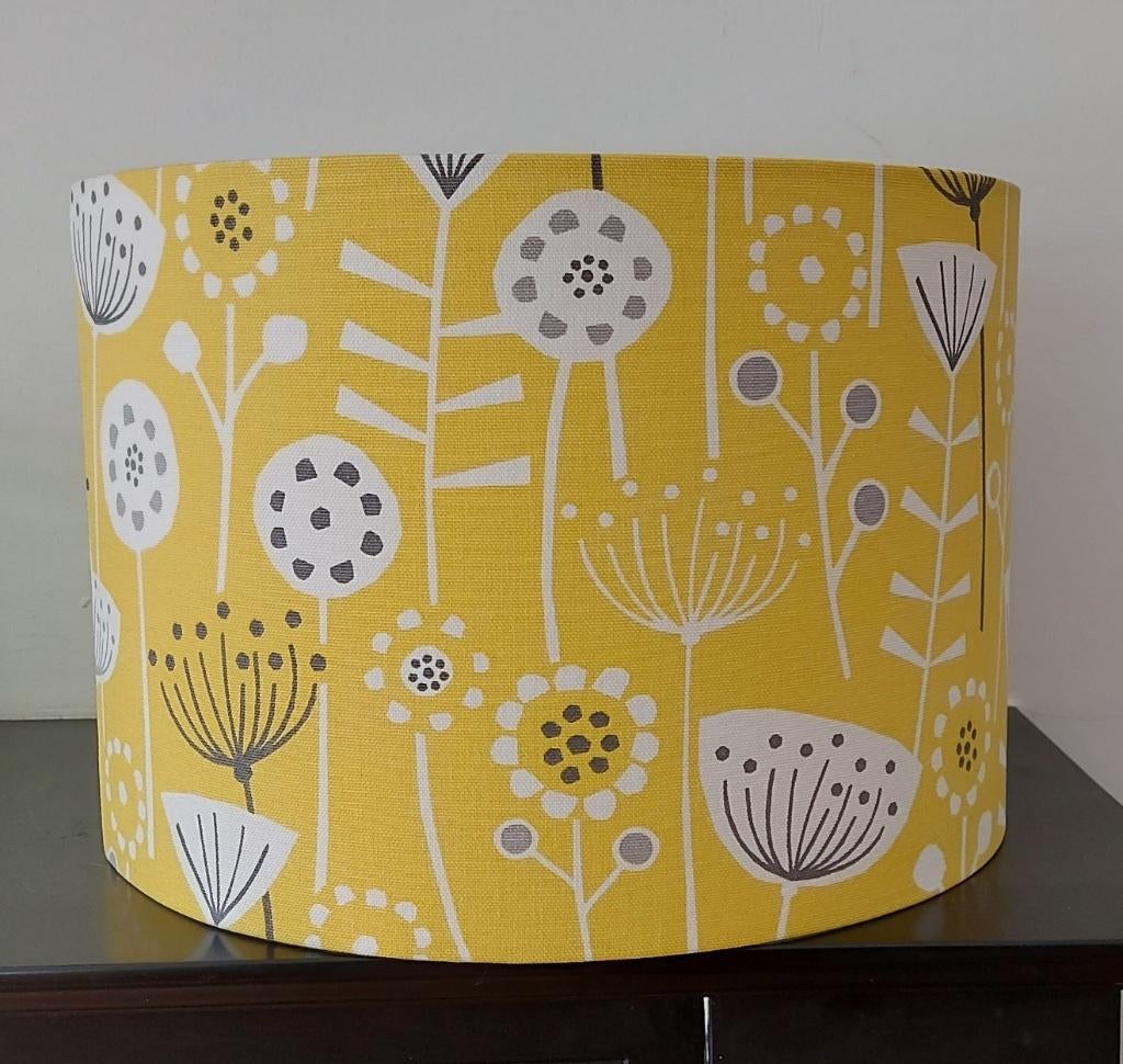Vintage lampenkap stof geel planten/bloemen Scandi, Rond, Ophalen of Verzenden, Zo goed als nieuw, Minder dan 25 cm