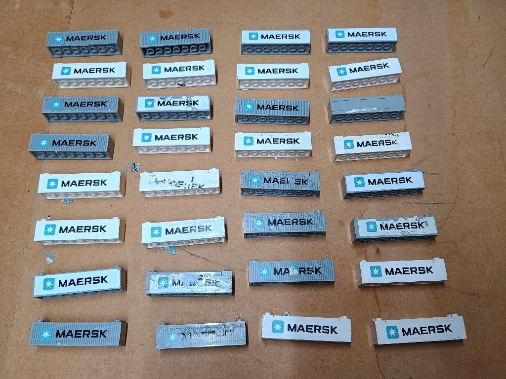 32 Maersk lego containers., Kinderen en Baby's, Speelgoed | Duplo en Lego, Ophalen of Verzenden, Gebruikt, Lego