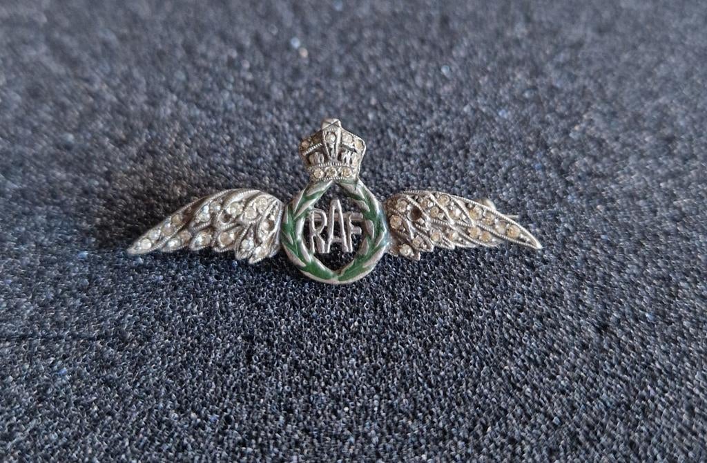 Royal Air Force winged badge ww2, Ophalen of Verzenden, Luchtmacht, Engeland, Embleem of Badge