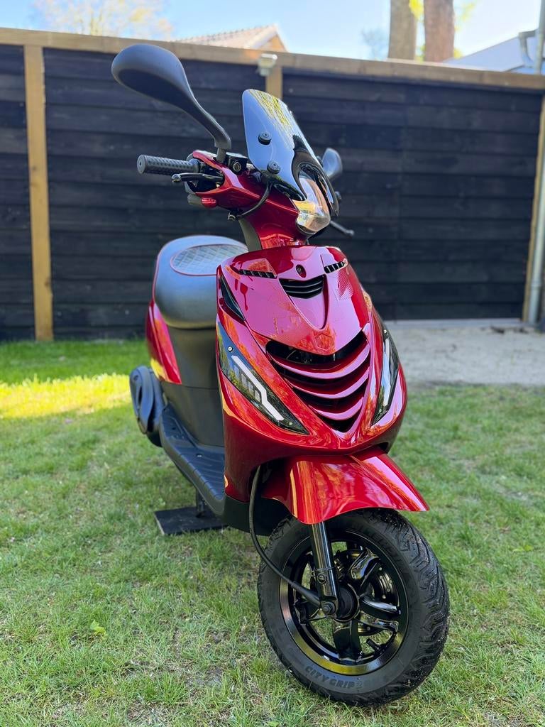 Piaggio Zip ‼️NIEUWSTAAT‼️, Fietsen en Brommers, Brommeronderdelen | Scooters, Zo goed als nieuw, Piaggio, Overige typen, Ophalen