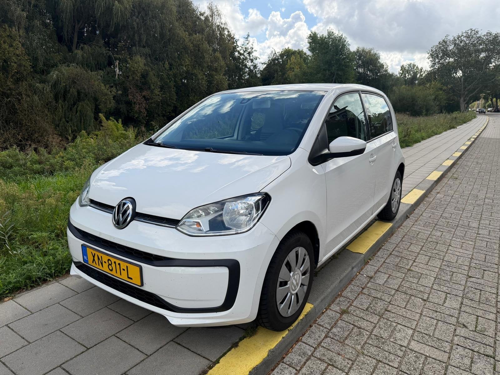 Volkswagen Up! 1.0 BMT move up!, Voorwielaandrijving, Gebruikt, Wit, Origineel Nederlands