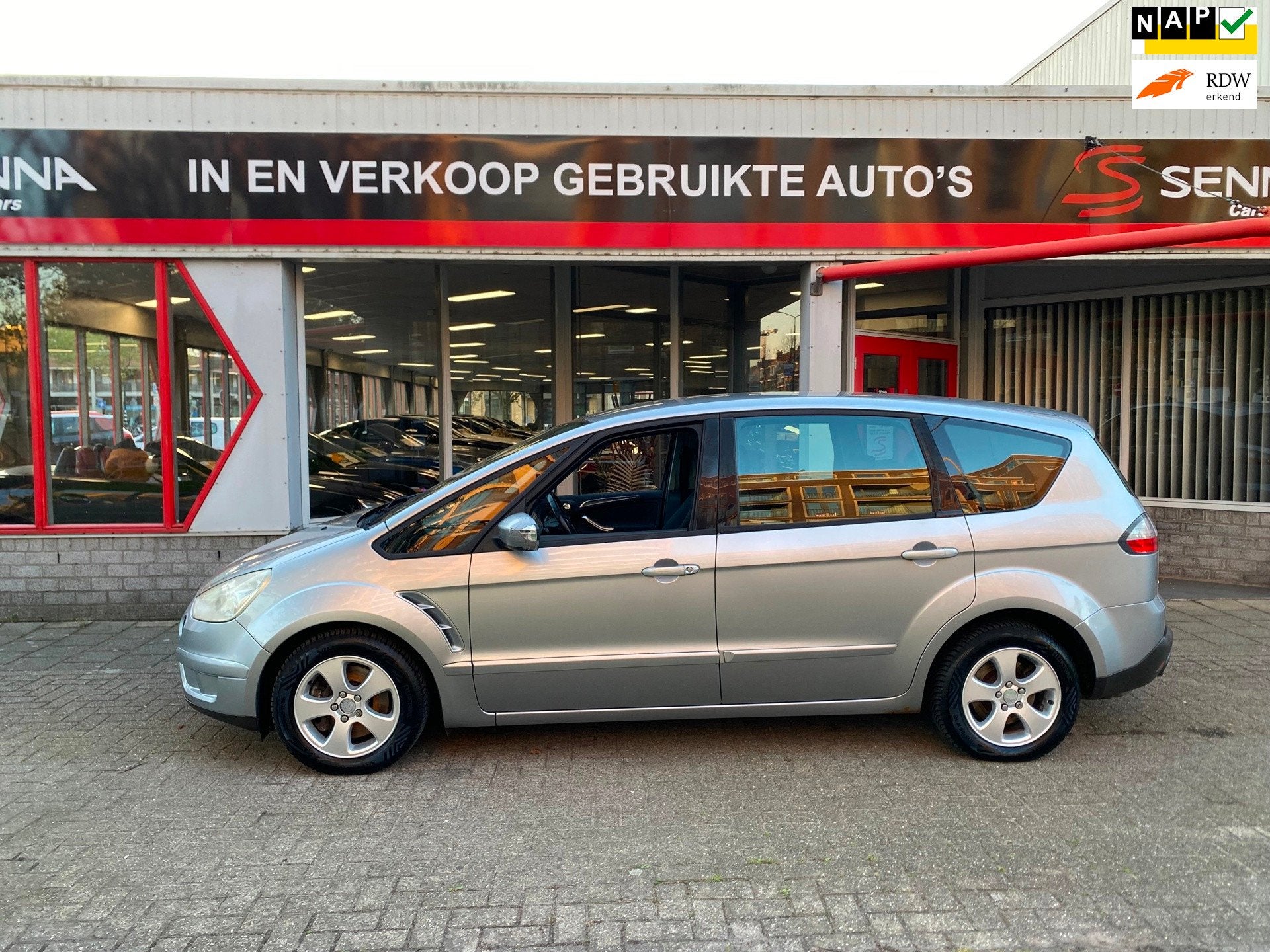 Ford S-Max 2.5 20V Turbo - Airco - Trekhaak - Inruil Mog !, Auto's, Ford, Voorwielaandrijving, Gebruikt, 1581 kg, 2521 cc