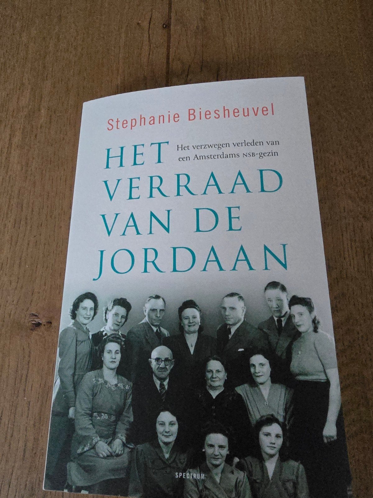 Het Verraad van de Jordaan - Stephanie Biesheuvel, Ophalen of Verzenden, Zo goed als nieuw, Stephanie Biesheuvel