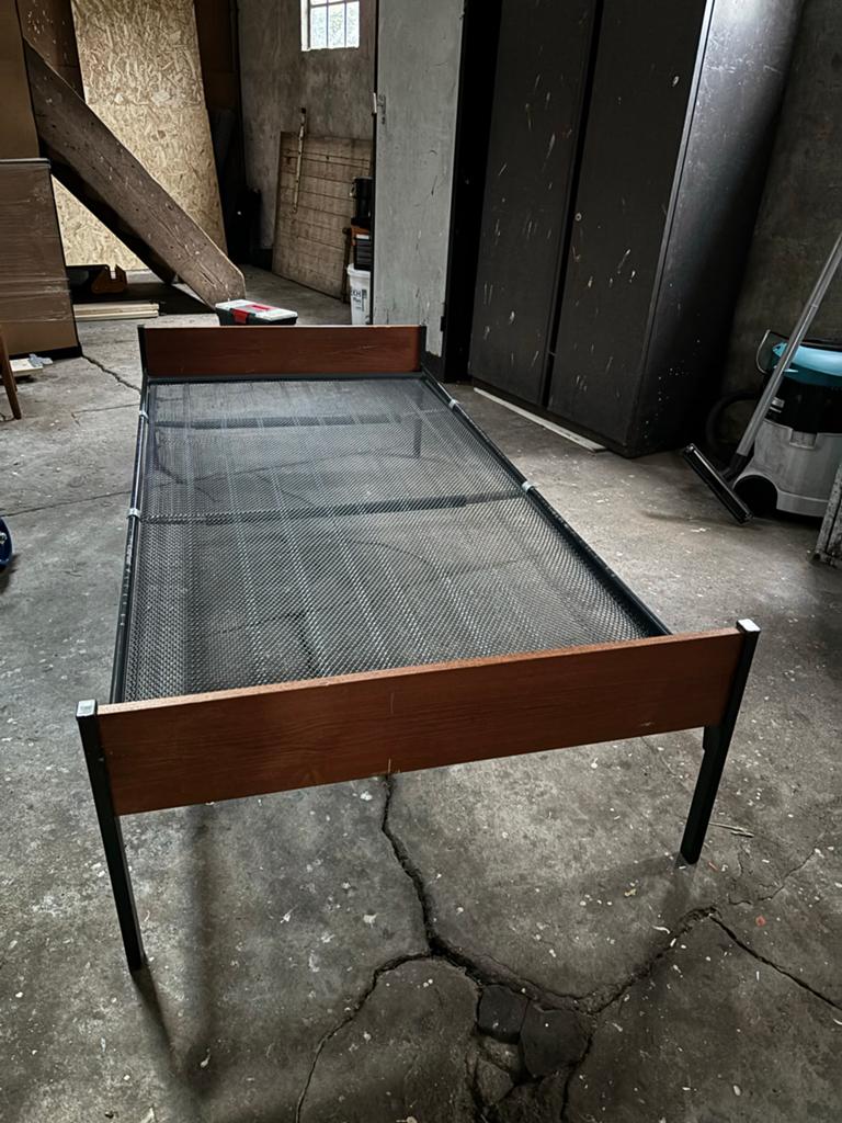Vintage bed met spiraalbodem - 190x90cm, Huis en Inrichting, Slaapkamer | Bedden, Ophalen, Gebruikt, 90 cm, Eenpersoons