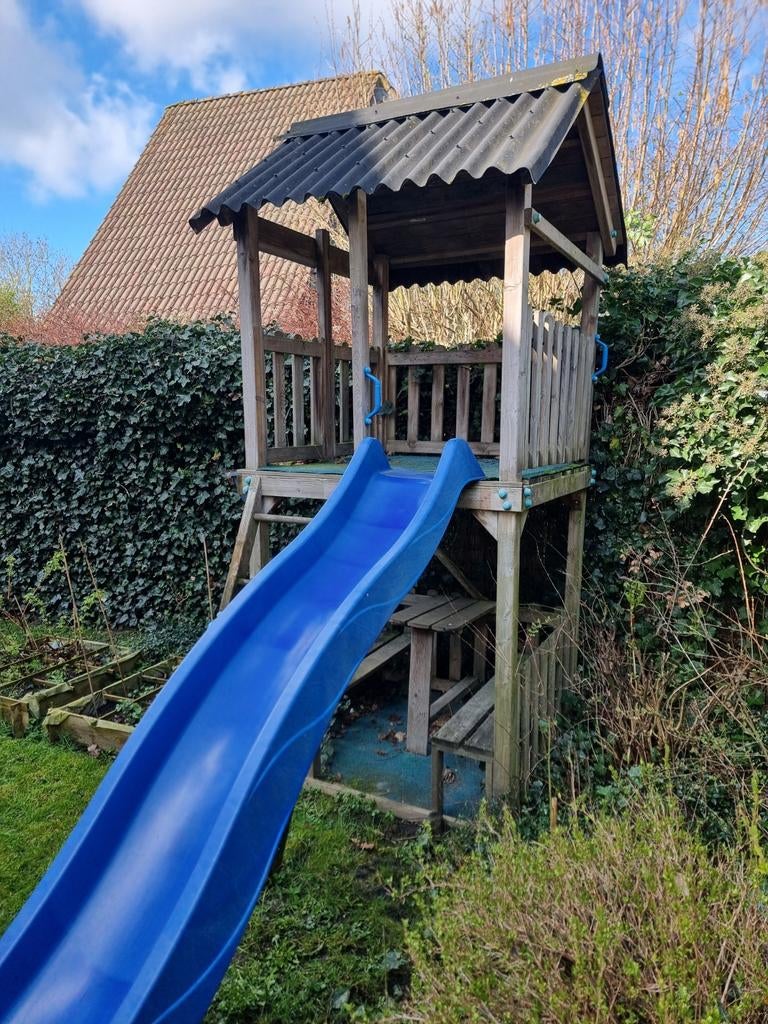 Houten speelhuisje met glijbaan, Ophalen, Gebruikt, Hout
