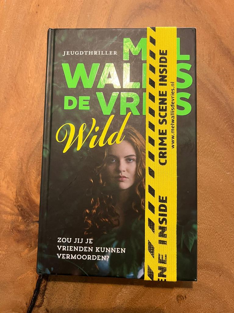 Jeugdthriller Wild - Mel Wallis de Vries, Ophalen, Zo goed als nieuw, Nederland