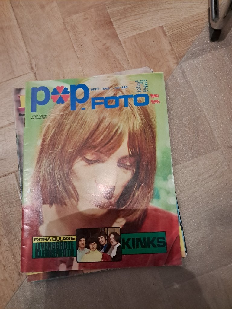 Popfoto - Incl. zgan Superposter The Kinks, Verzenden, Zo goed als nieuw, Boek, Tijdschrift of Artikel
