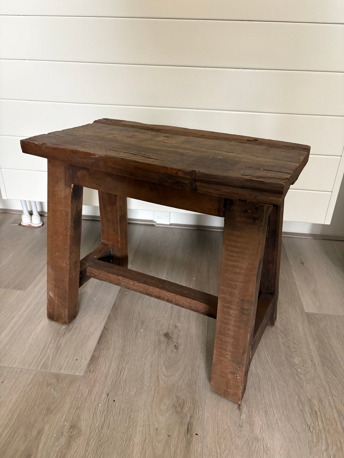 Rustiek houten krukje - Vintage stijl, Ophalen, Gebruikt, Hout