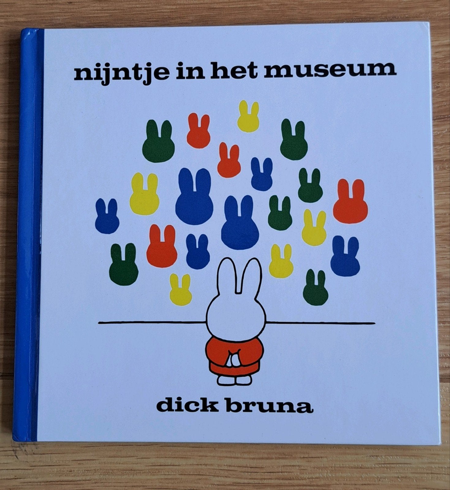 Nijntje in het museum - Dick Bruna, Ophalen, Jongen of Meisje, Nieuw, Voorleesboek