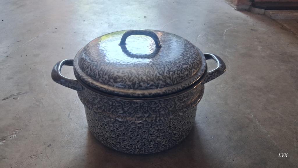 Te koop aangeboden: een mooie vintage stoompan, Verzenden, Gebruikt, Overige materialen, Kookpan of Snelkookpan
