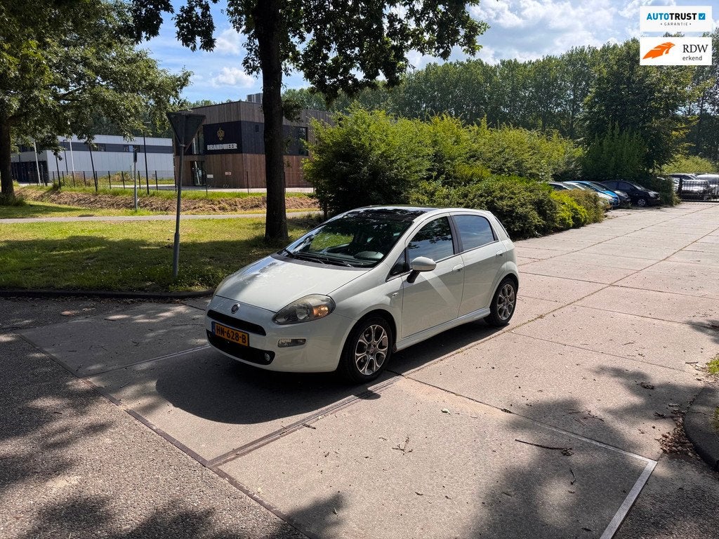 Fiat Punto Evo 1.3 M-Jet Lounge .Clima.Pano, Auto's, Fiat, Voorwielaandrijving, Euro 5, Gebruikt, 4 cilinders