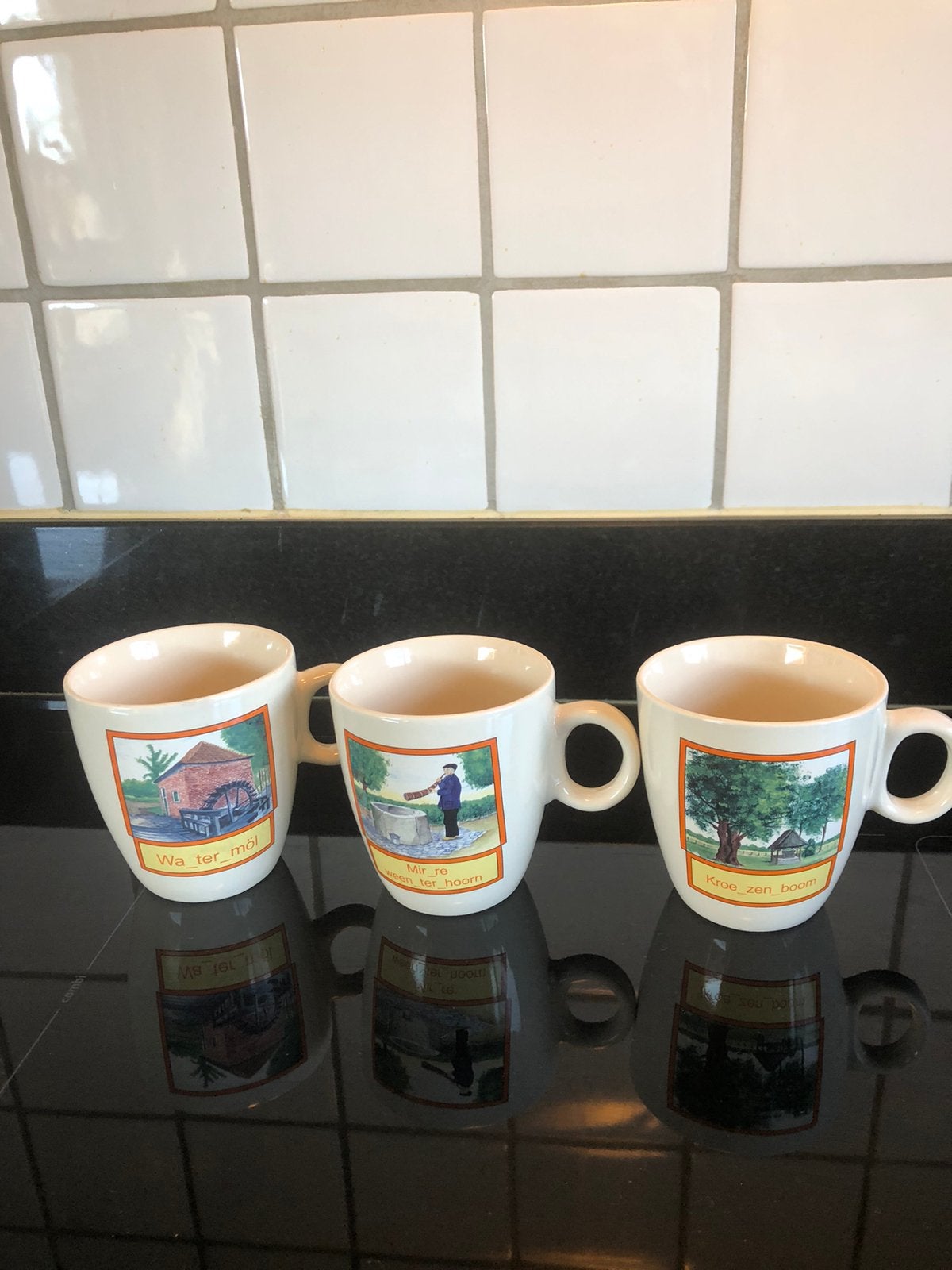 Mooie bekers met tekst, Ophalen, Zo goed als nieuw, Overige stijlen, Kop(pen) en/of Schotel(s)
