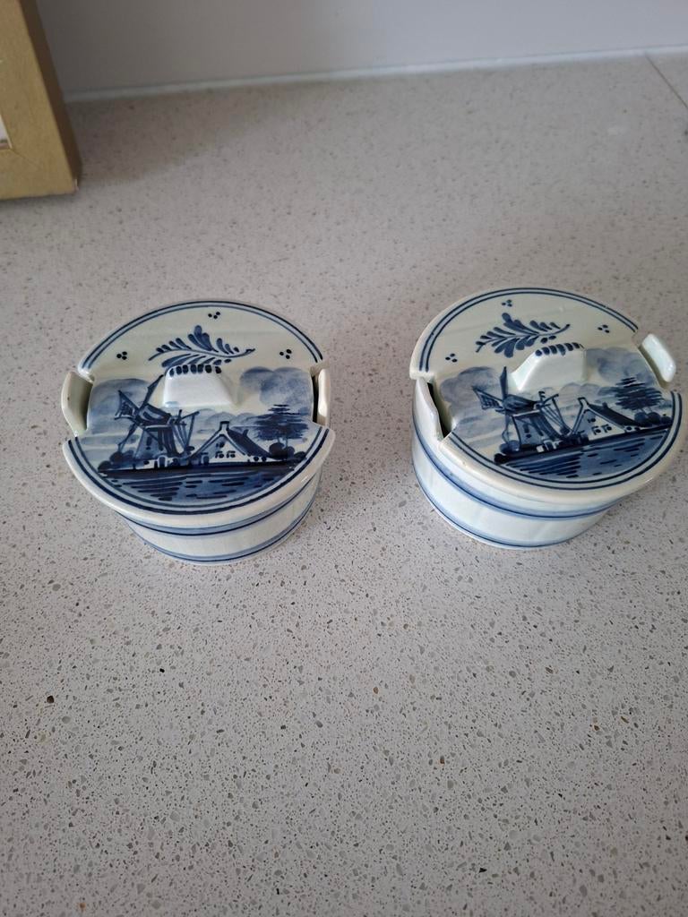 Delfts blauwe potjes met molen decor (set van 2), Antiek en Kunst, Antiek | Keramiek en Aardewerk, Ophalen