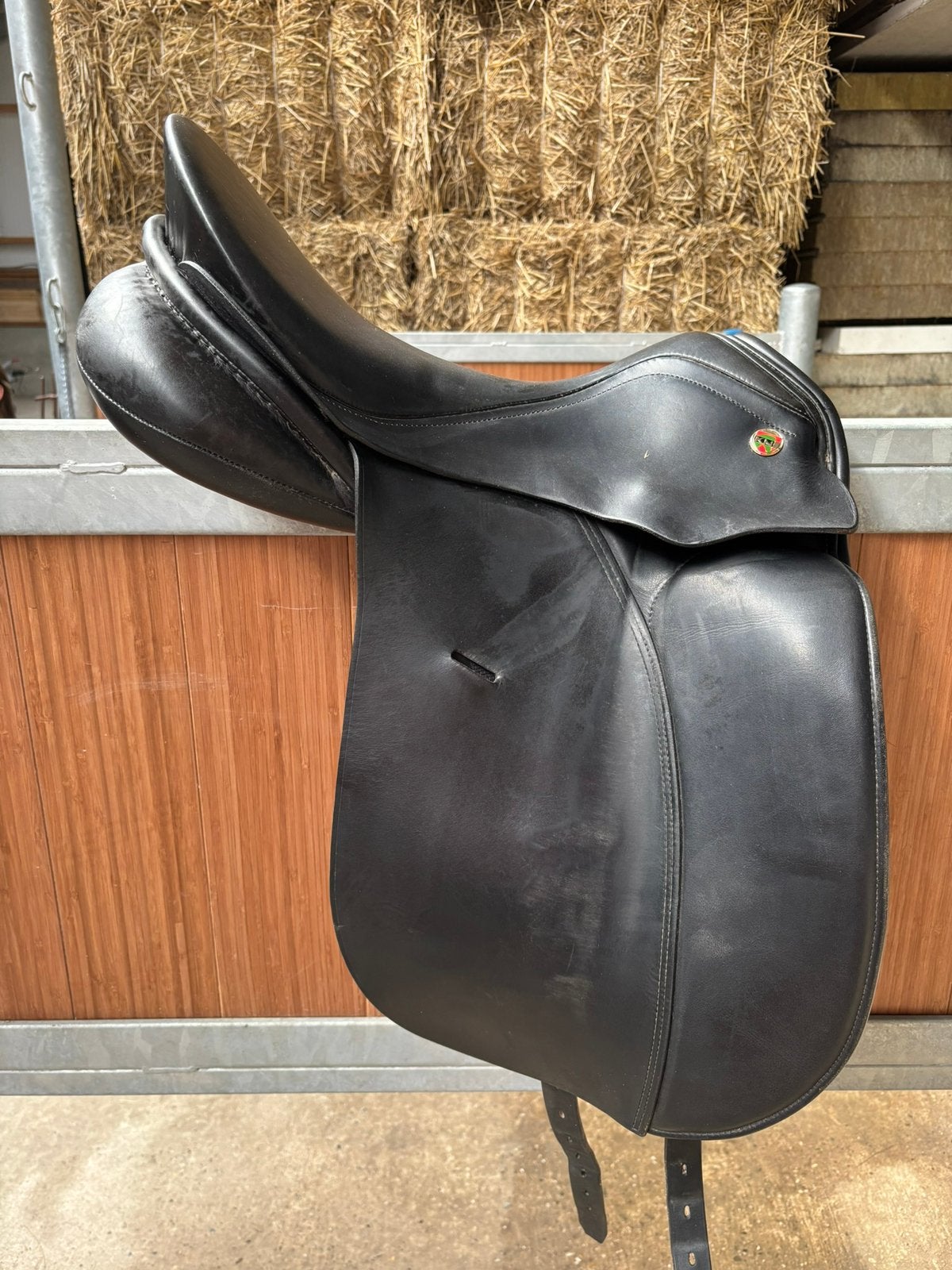 Kn tango 17,5 inch, Ophalen, Gebruikt, Dressuur