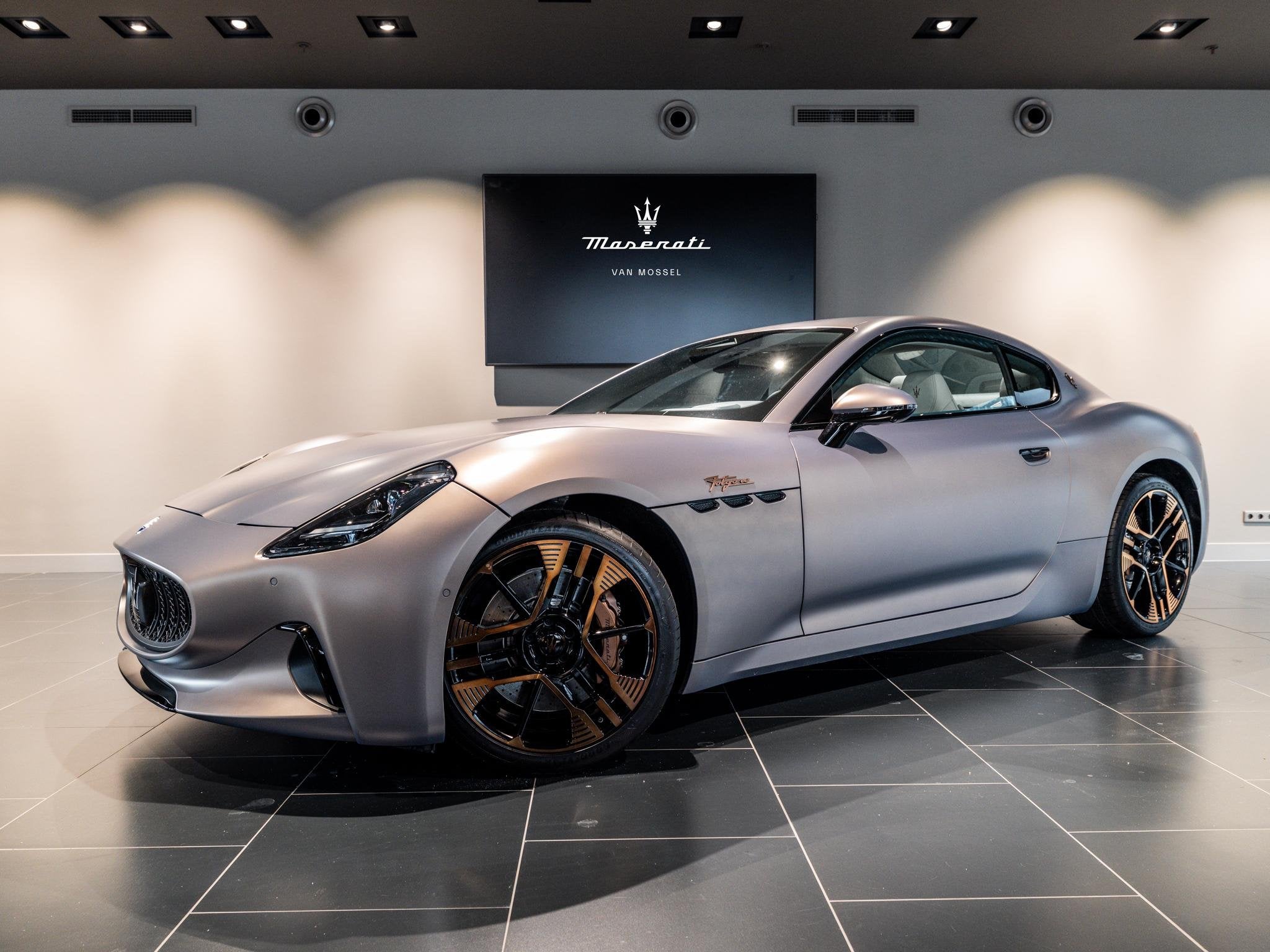 Maserati GranTurismo Folgore | 760 PK | Stoel- en Stuurverwa, Automaat, 610 pk, Bruin, 4 stoelen