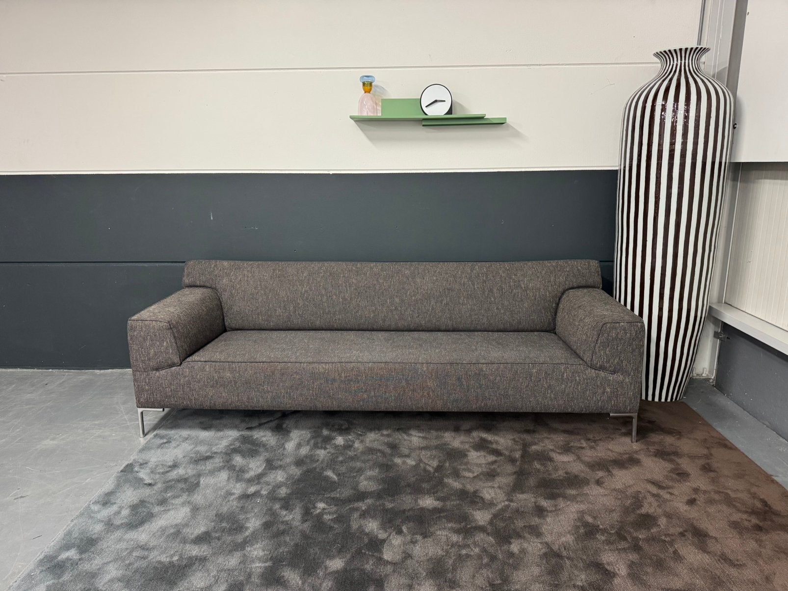 Nieuwstaat Design on Stock Bloq 4-zits | Senna stof, Ophalen, 250 tot 300 cm, Design on Stock, 75 tot 100 cm