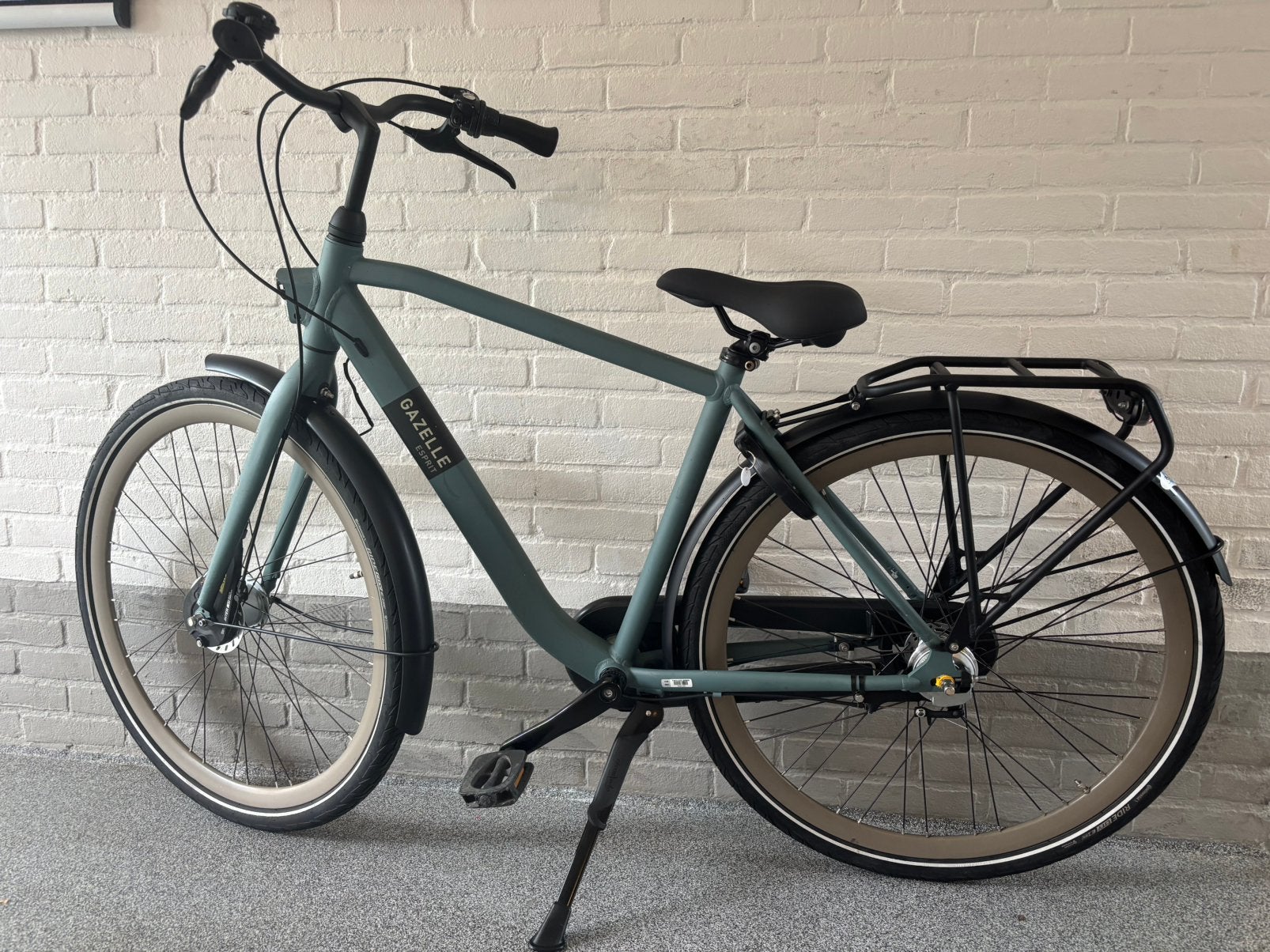 Gazelle esprit 28 inch framemaat 49, Versnellingen, Zo goed als nieuw, Trommelrem, Ophalen