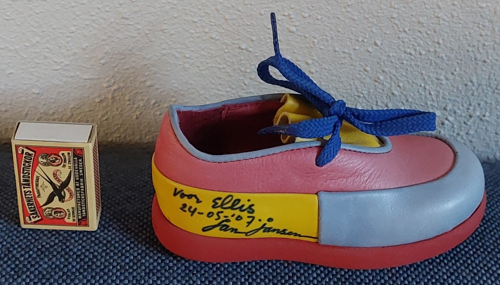 Jan Jansen ontwerp Jantjes Kinderschoentje gesigneerd  2007, Verzamelen, Merken en Reclamevoorwerpen, Ophalen of Verzenden