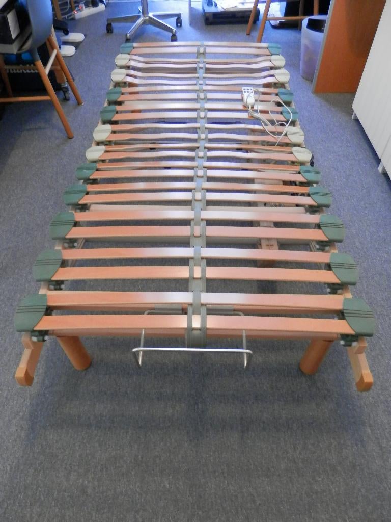 Auping lattenbodem op poten 190x90 cm met motorbediening, 90 cm, Eenpersoons, Bruin, Verstelbaar