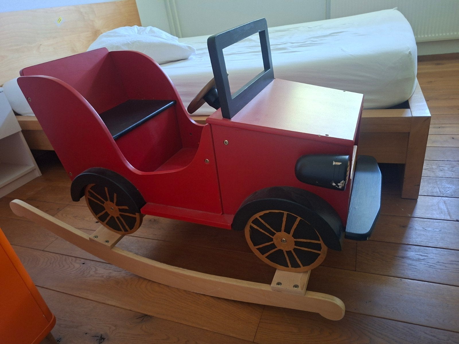 Rode hobbelauto, Ophalen, Gebruikt