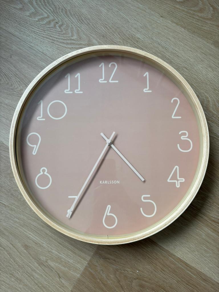 Karlsson klok (40cm), Huis en Inrichting, Woonaccessoires | Klokken, Ophalen, Zo goed als nieuw, Analoog, Wandklok