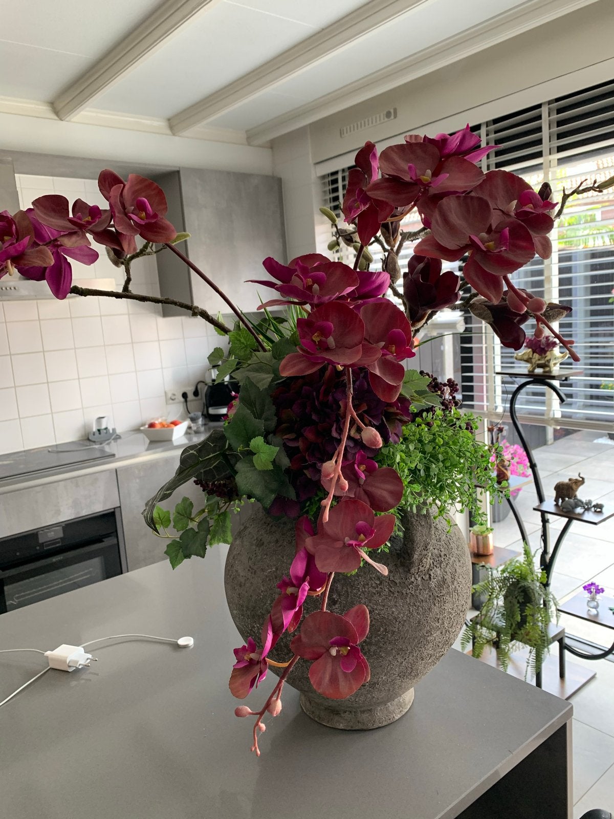 Prachtige kunstplant met paarse orchideeën, Ophalen, Kunstplant, Zo goed als nieuw, Kunststof