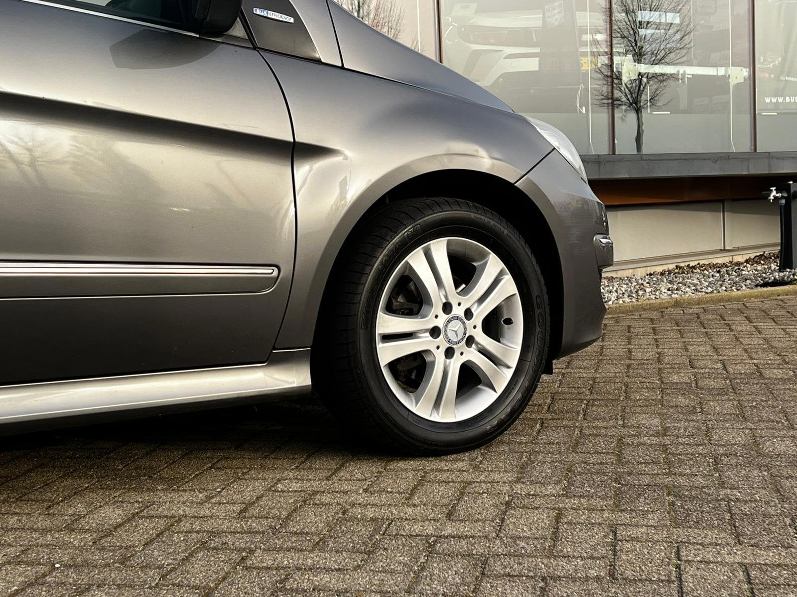 Mercedes-Benz B-klasse B160 NIEUWE APK | TECHNISCH GOED, Auto's, Voorwielaandrijving, Euro 5, Start-stop-systeem, Origineel Nederlands