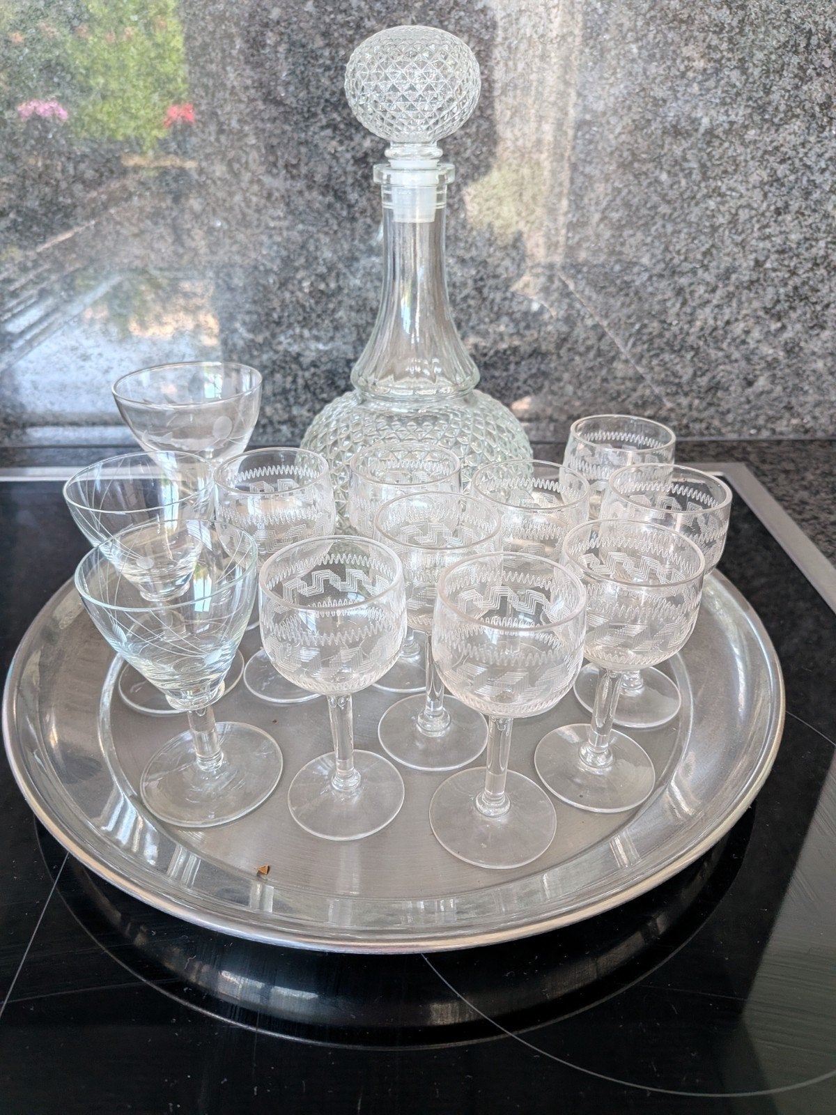 Vintage Glazen Karaf met 12 Glazen en Dienblad, Antiek en Kunst, Ophalen of Verzenden