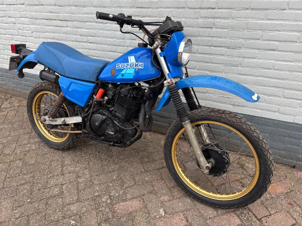 Suzuki DR500 OLDTIMER 1984 - twinshock ENDURO, Occasion, Enduro, Handgeschakeld, 1 cilinder