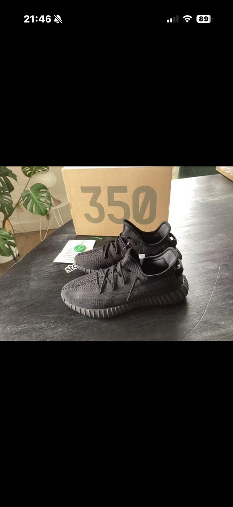 Adidas Yeezy Boost 350, Verzenden, Zo goed als nieuw, Zwart, Sneakers of Gympen