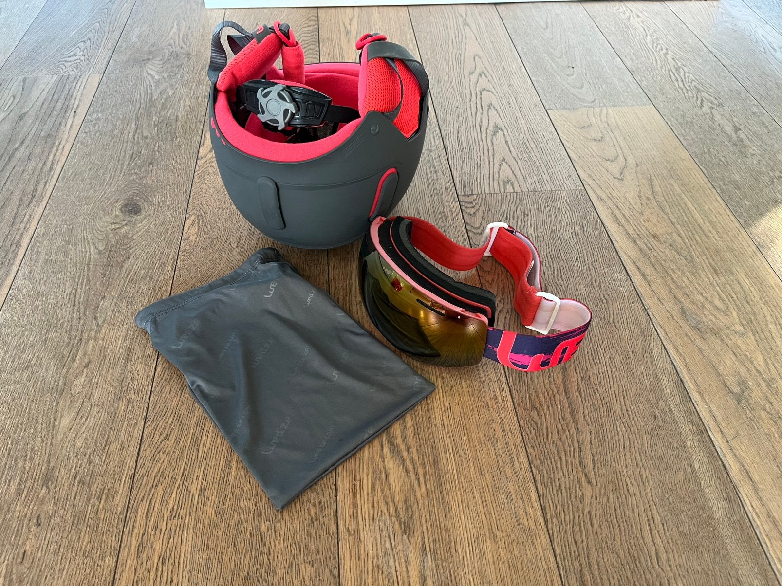 Skihelm en skibril, Overige typen, Zo goed als nieuw, Minder dan 100 cm, Ophalen