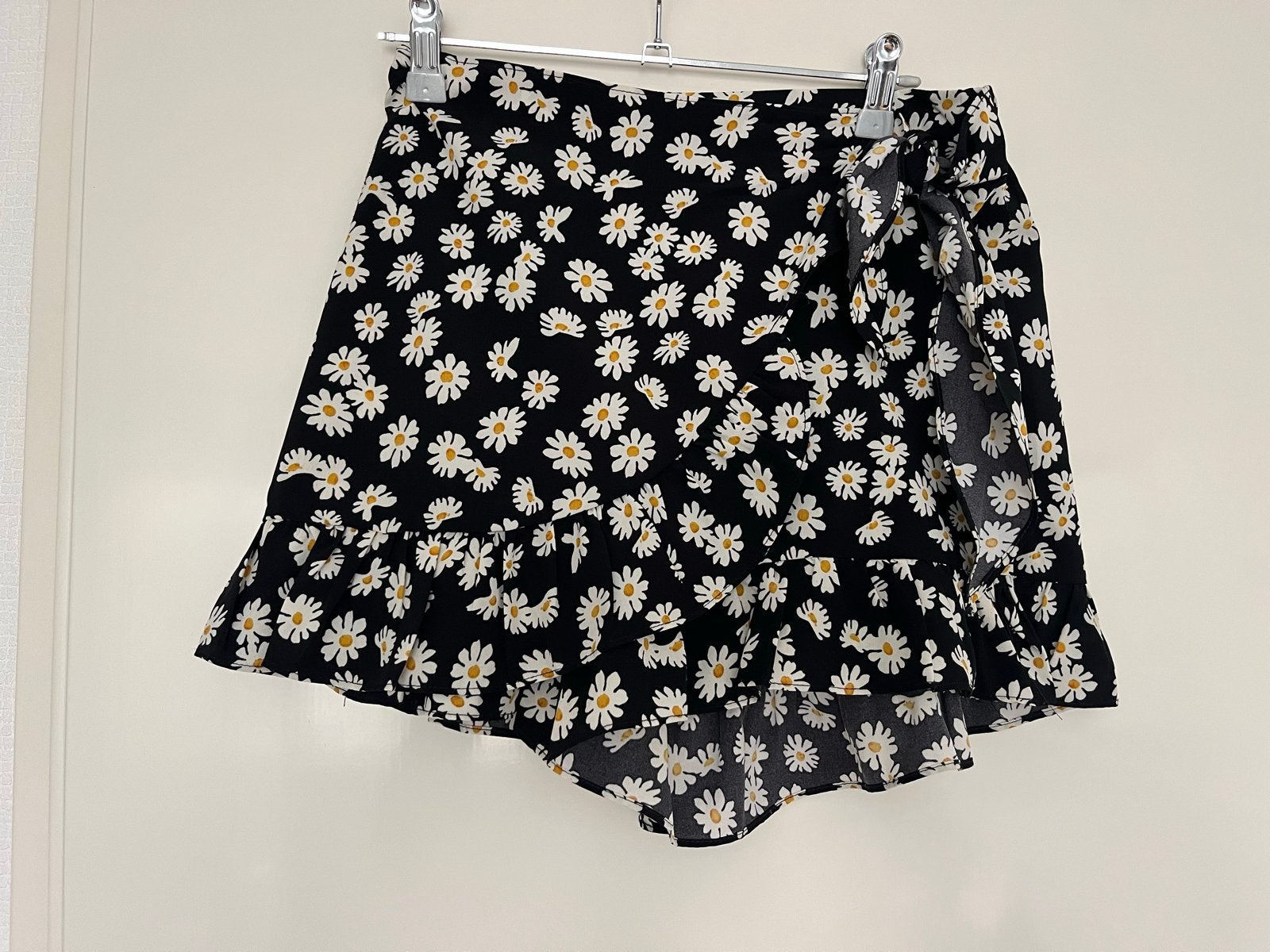 Loavies Zwart Bloemen skort  XS, Zwart, Ophalen of Verzenden, Zo goed als nieuw, Maat 34 (XS) of kleiner