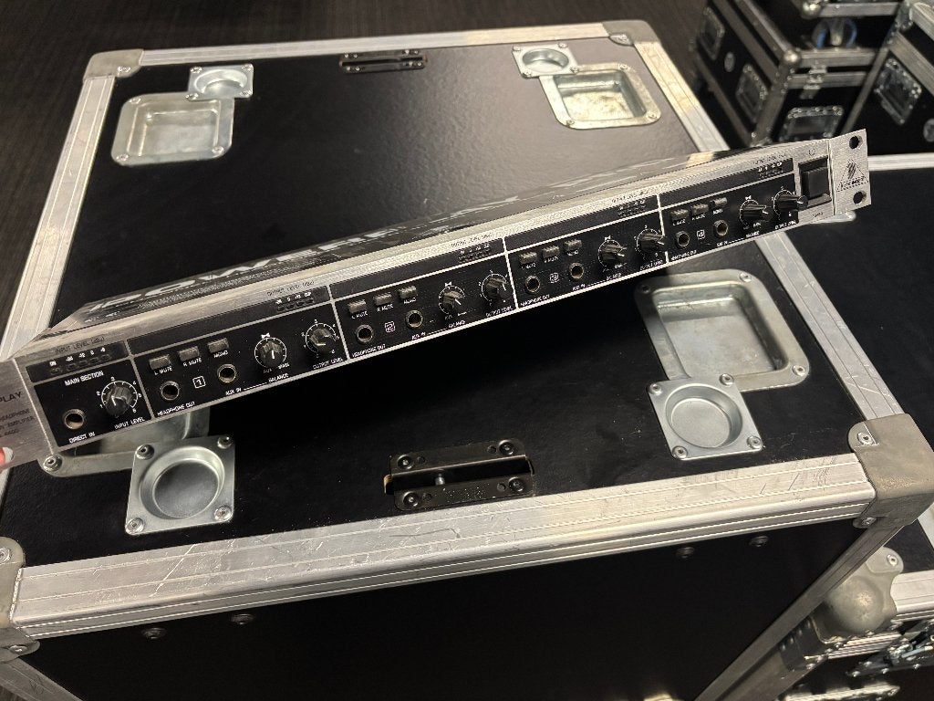 Behringer Powerplay Pro HA4400 Koptelefoon verdeler, Audio, Gebruikt, -, -